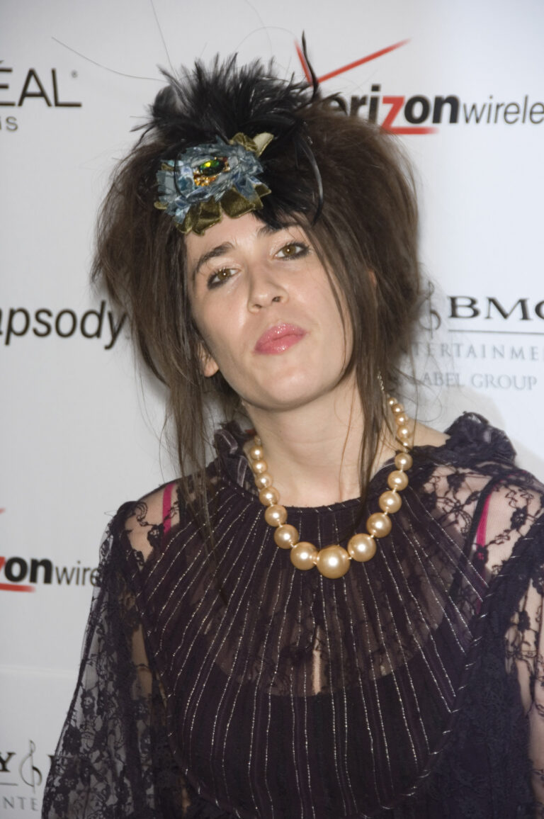 Enterprise Example: Imogen Heap, Music Artist and Entrepreneur - Bubble ...